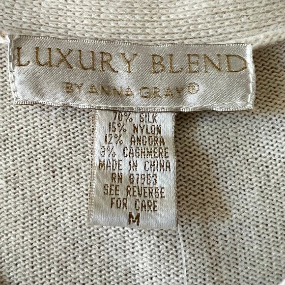 Luxury Blend‎ by Anna Gray Womens Silk Blend Sweater Opal Size M NWT Minimalist - Picture 3 of 6